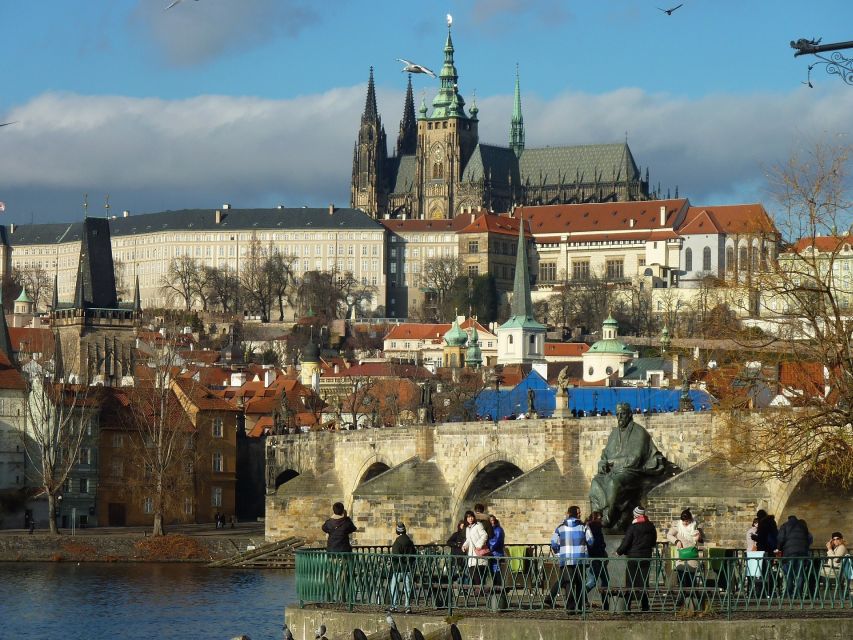 Prague Sightseeing Tour with Lunch - Prague Castle Complex: the power seat explained, not just photographed