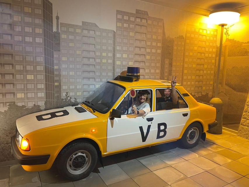 Prague: Story of Prague Immersive Museum Experience - Interactive photo points, where to stand for the best shots