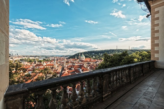Prague Super Saver: Lobkowicz Palace Concert plus Lobkowicz Palace Museum Entrance Ticket - Getting to the right entrance near Prague Castle