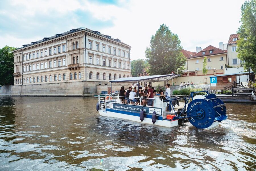 Prague: Swimming Beer Bike on A Cycle Boat - Who should book this cycle-boat beer ride