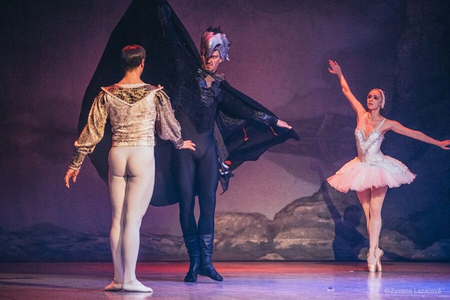 Prague: The Best of Swan Lake Ballet Tickets - Seats, Sightlines, and the Small-Theatre Reality Check