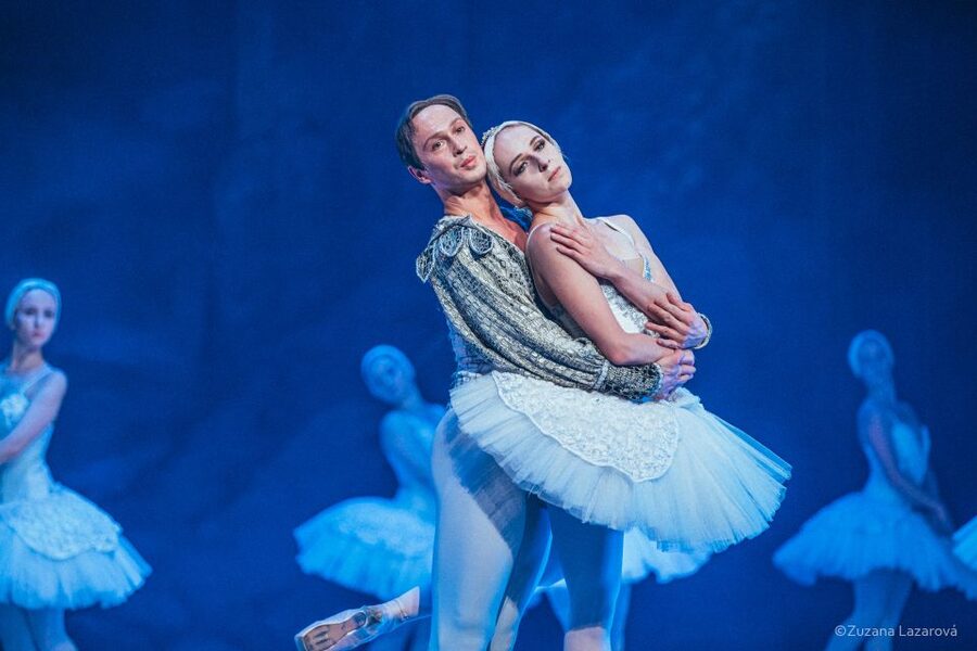 Prague: The Best of Swan Lake Ballet Tickets - First-Time Ballet Tips, Timing, and the 15-Minute Break