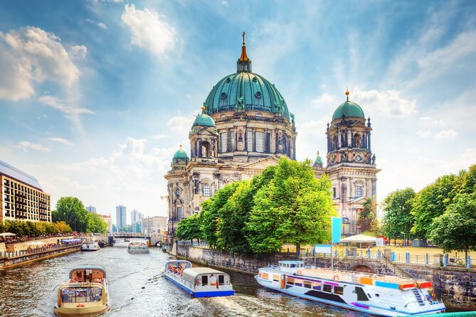 Prague to Berlin - private transfer with 2 hours of sightseeing - Prague to Berlin, handled like a real transfer