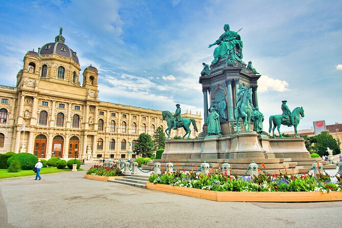 Prague to Vienna - Private Transfer with 2 hours of Sightseeing - Tips for tickets, timing, and avoiding last-minute stress