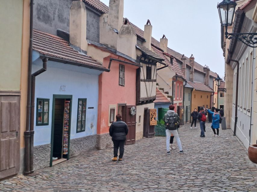 Prague: Tour to Prague Castle with tickets included. Spanish - Spanish Guide Quality: Why It Makes or Breaks This Tour