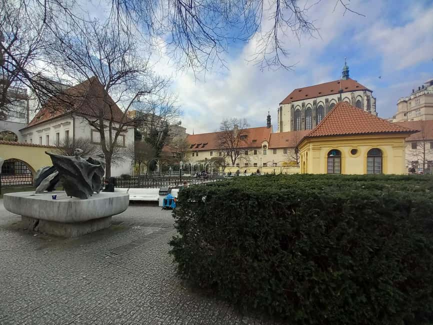 Prague: Unique Walking Tour with a Local Historian - Starting at the National Museum and the New Town storyline