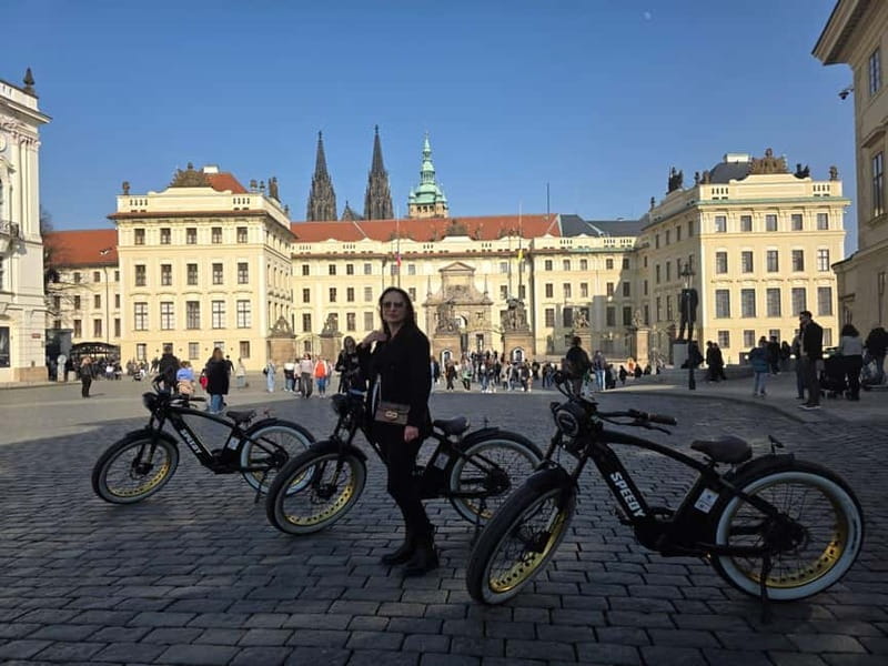 Prague Viewpoints & Historical Ebike Tour - How the pacing and e-bike help you see more in less time