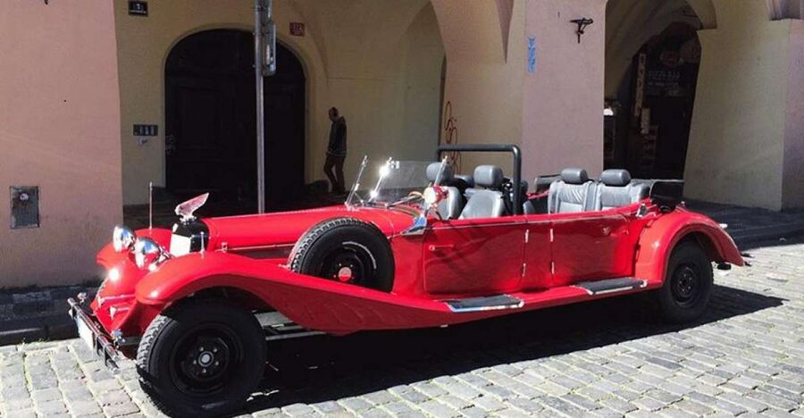 Prague: Vintage Car Ride and Walking Tour - Getting Off at Prague Castle: Where the Walk Starts