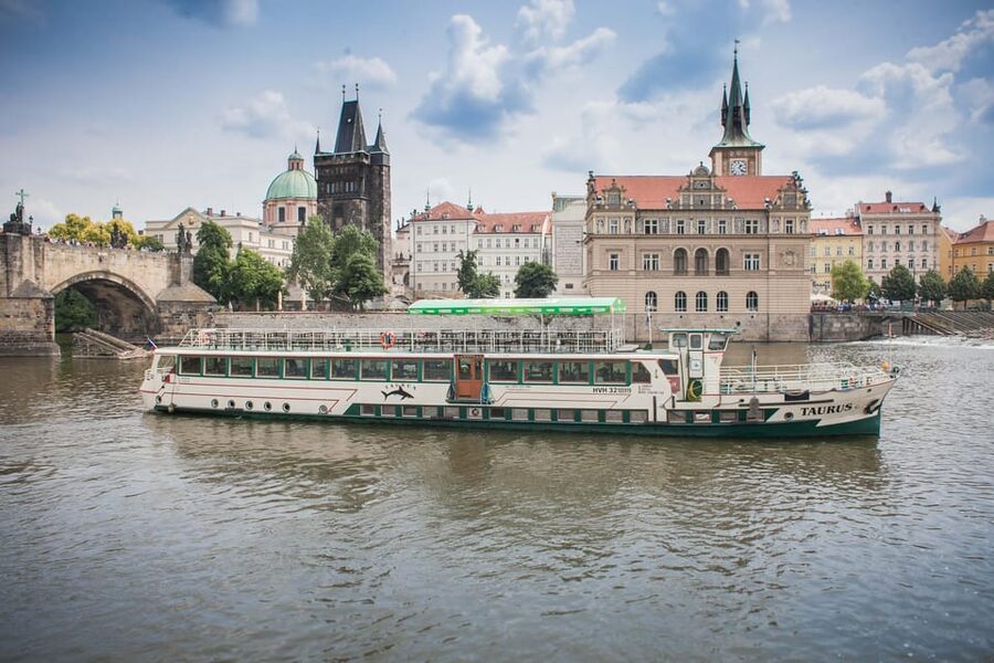 Prague: Vltava River Evening Dinner Cruise - Getting aboard at Lodě Bevents, pier no 14
