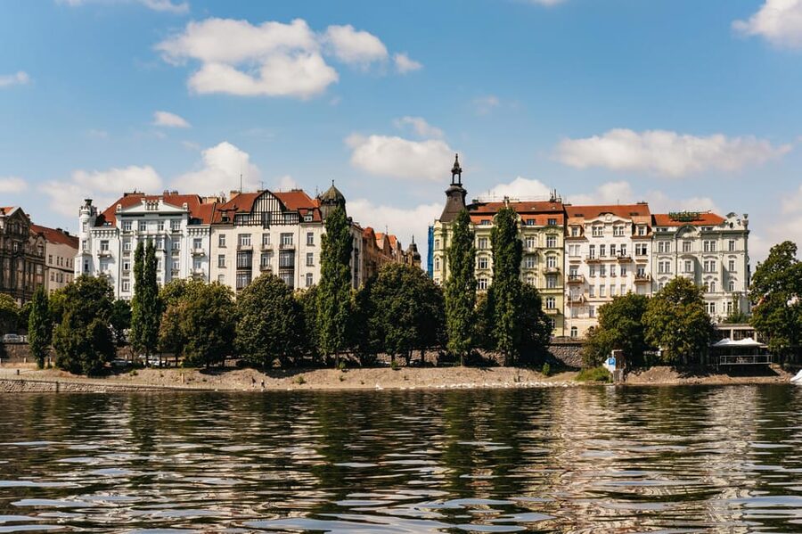 Prague: Vltava River Guided Canoeing Tour - Should You Book This Vltava Canoe Tour?
