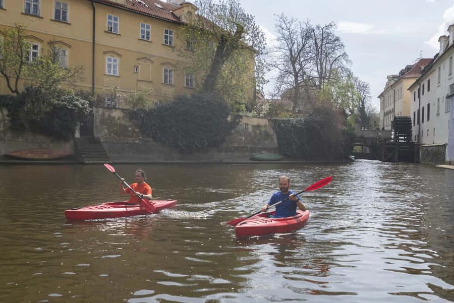 Prague: Vltava River Kayak Tour with Guide - FAQ