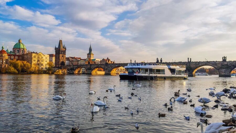 Prague: Vltava River Sightseeing Cruise - Key things that make this cruise worth your time