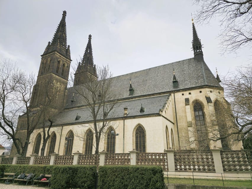 Prague: Vyšehrad Audio Guide with Optional Basilica Ticket - One-day efficiency: what to do with your time at Vyšehrad