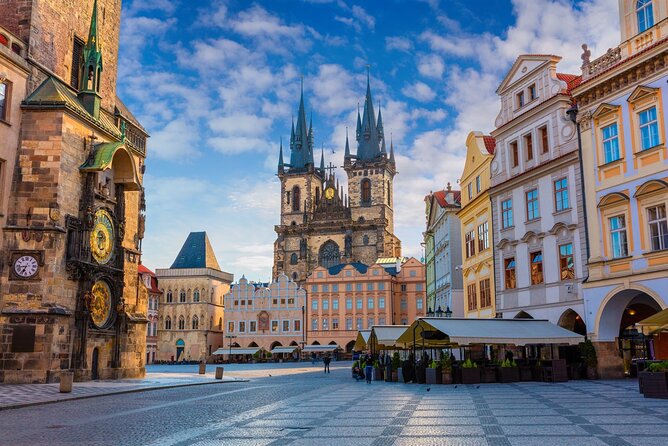 Prague Walking Tour 2,5h (Old Town, Jewish Quarter and Charles bridge) - How this 2.5-hour route fits real Prague time