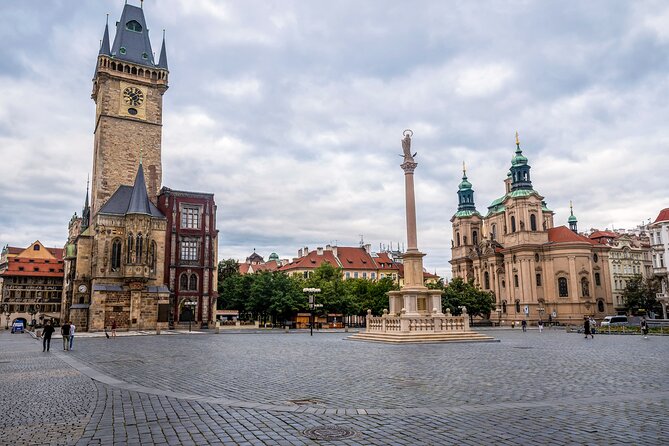 Prague Walking Tour with River Boat Cruise and Lunch - 6 hours - Prague Castle Exteriors and Panoramic City Views, Without the Interior Tickets