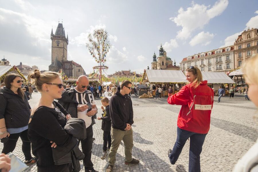 Prague: World War 2 and Operation Anthropoid Walking Tour - Týnská Street and the first WWII-linked landmarks