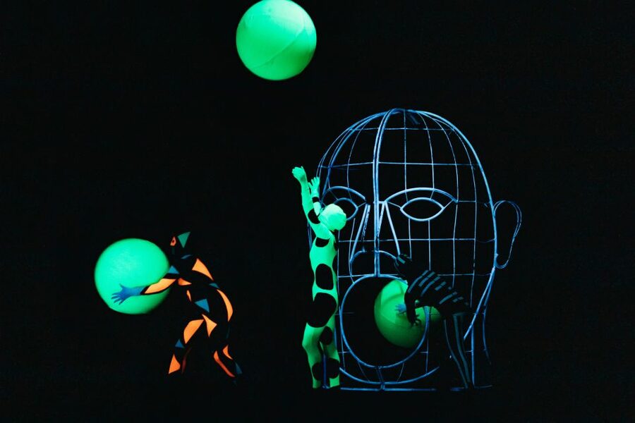 Prague: WOW Show Black Light Theater - Rules That Affect Your Experience: Cameras, Smoking, and Distractions
