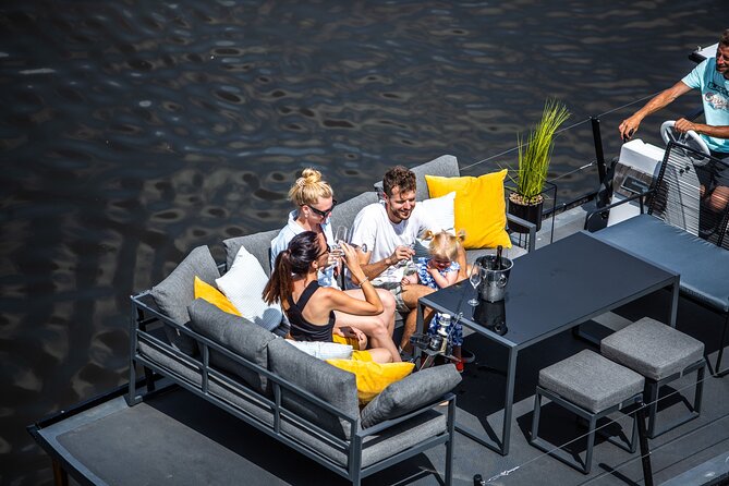 Prague YachtBoat CLASSIC cruise with Unlimited Beer or Prosecco - Key things to know before you go