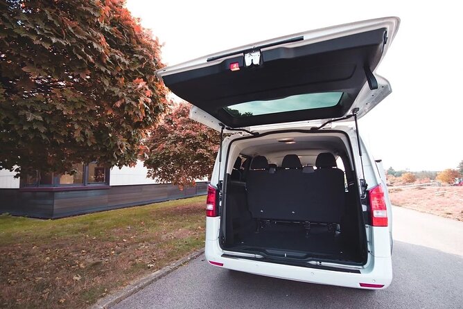 Private ARRIVAL Transfer by MINIVAN Mercedes Vito 8+1pax - What to expect on board, and what you should prepare