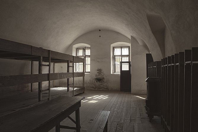 Private Half-Day Tour From Prague To Terezín Concentration Camp - Entering Terezín: What the Guide Helps You Notice