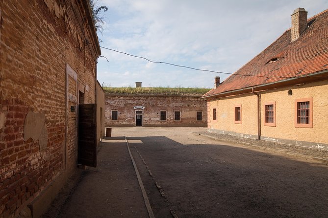 Private Half-Day Tour From Prague To Terezín Concentration Camp - Small Fortress: The Gestapo Prison First