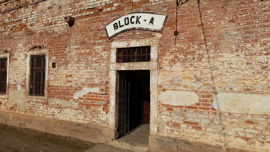 Private Half-Day Tour To Terezin Concentration Camp - Who this tour suits best