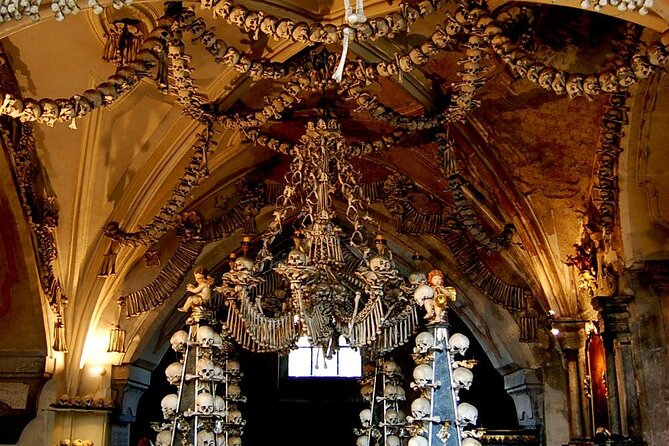 Private Half Day Trip from Prague to Bone Church - St. Barbara’s Cathedral: Gothic Beauty in a Tight Time Window