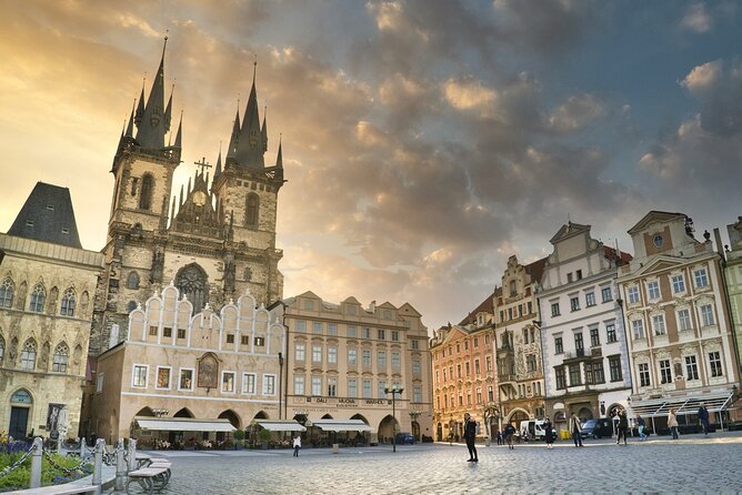 Private Half-Day Walking Tour of Prague's Highlights - Guides that adapt, from Lyudmila to Michaela
