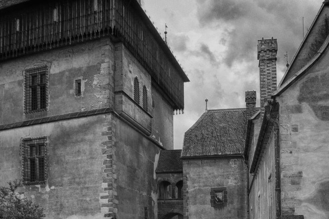 Private Karlstejn castle trip from Prague with Lunch & Admission - The Optional Holy Cross Chapel: Where the Extra Time and 17 EUR May Be Worth It