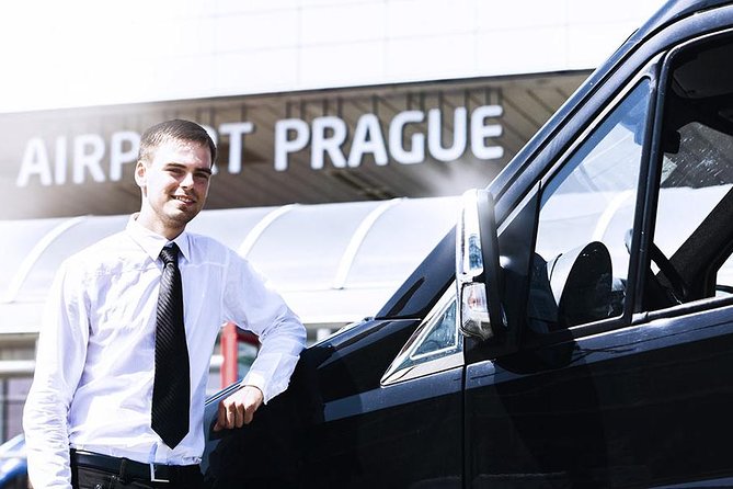 Private Luxury Transfer to Cesky Krumlov from Prague - Driver communication, punctuality, and what to do before you go
