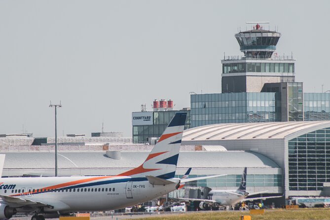 Private Prague Airport Departure Transfer - Meeting the driver in Prague, and how to start without stress