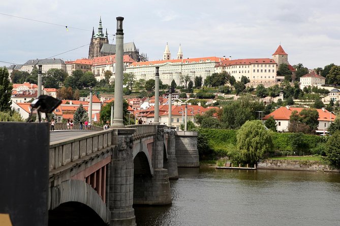 Private Prague Castle and Castle District Tour - Key things you will notice on this Castle District tour