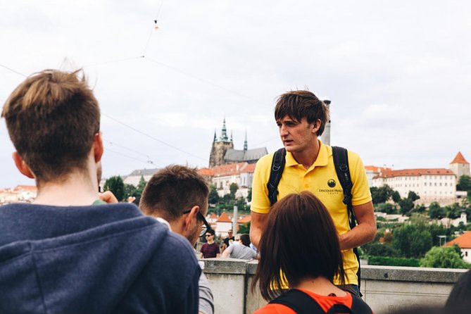Private Prague Castle and Castle District Tour - A private castle-area plan that actually fits your group