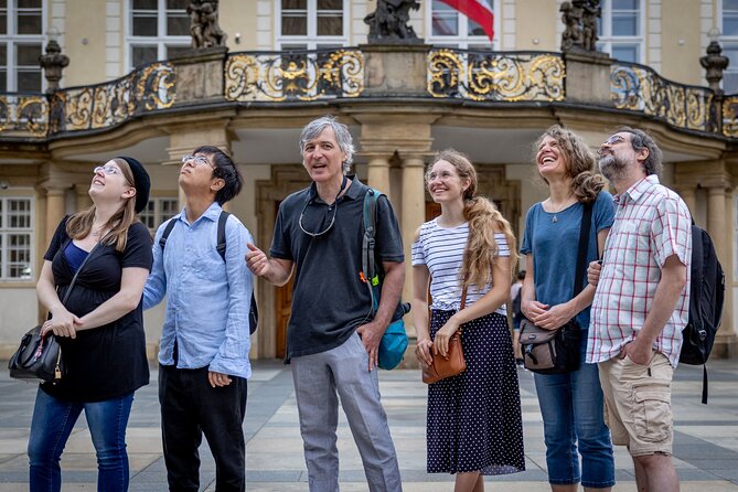 Private Prague Castle Walking Tour - Meeting Point and Getting Started Without Wasting Time