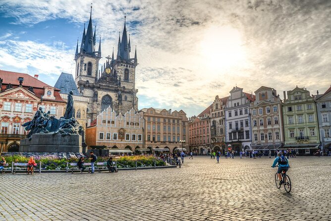 Private Prague City Highlights Tour with a Stop at a Czech Cafe - The Czech cafe stop: coffee/tea, snacks, and where to ask locals