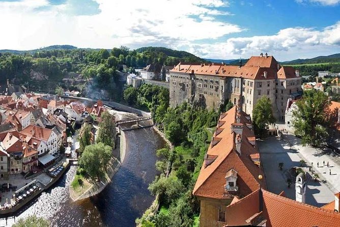 Private Tour: Cesky Krumlov Day Trip from Prague - Getting to Cesky Krumlov without losing half a day