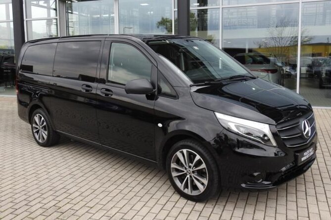 Private Transfer from Prague Airport to Prague City Hotels 1 - 7 pax - Possible Hiccups, and How to Handle Them