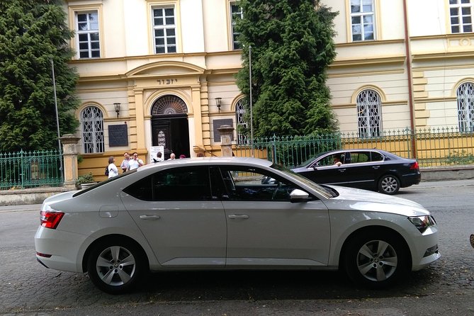 Private Transfer from Prague Airport to the City Centre - One-Way Only, Private Means Your Group Only