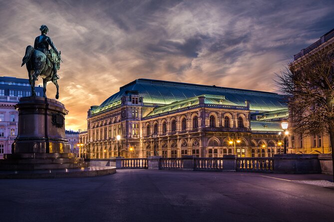 Private Transfer from Prague to Vienna with 2h for Sightseeing - Price and value: who this transfer makes most sense for