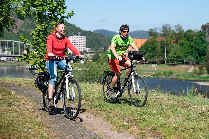 Rafting from Děčín to Bad Schandau and back on bikes - Your bike return: the Elbe Cycle Route and the 6 p.m. cutoff