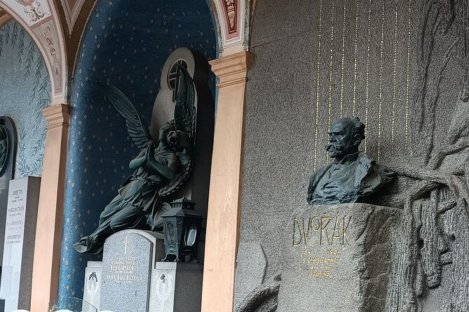 Real life in Prague - Easy Walk from Vyšehrad to Výtoň - Practical Tips So You Enjoy It More