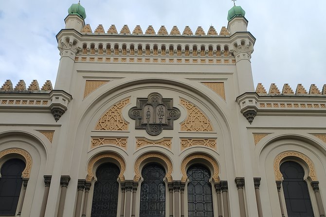 Religious Prague Walking Tour - Stop 2: Church of Our Lady before Týn, Famous Facade, Guided Meaning