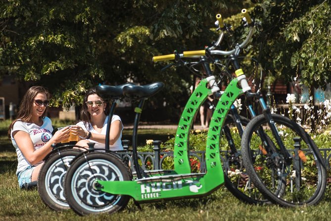 Rent your E-Scooter Hugo Bike in Prague! - HUGO Bike in Prague: Why This Style of Scooter Works So Well