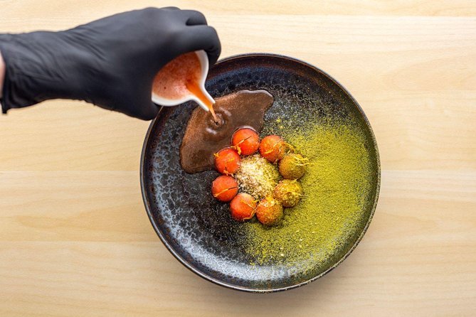 Savor 10 Course Dinner in Chef’s Kitchen - Why the flavor combinations feel “Prague” without being ordinary