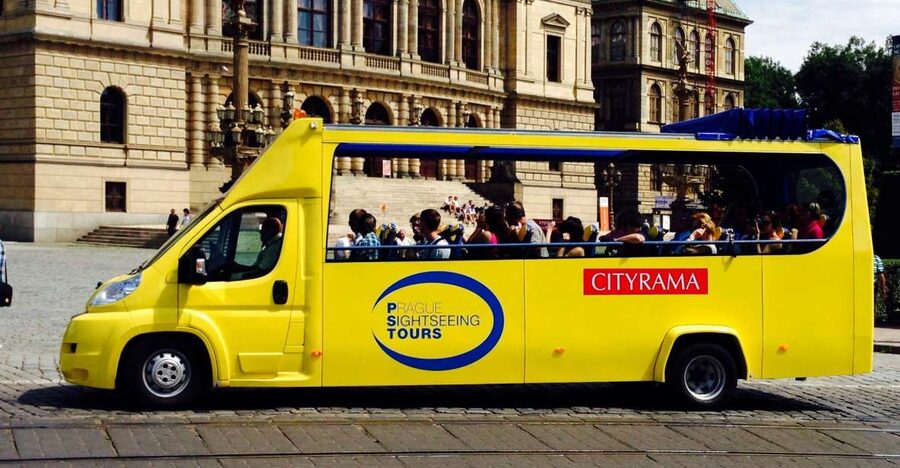 Short city tour by bus - 1 hour - Who this tour suits best, and who should choose something else