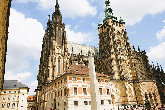 Skip the Line: Prague Castle Ticket and Introductory Overview - Golden Lane: tiny houses, big opinions