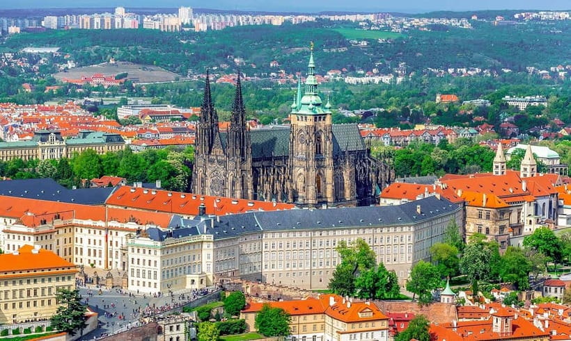 Skip-the-Line Private Tour of Prague Castle & Hidden Gems - Where the tour starts, and how it keeps you from wasting time