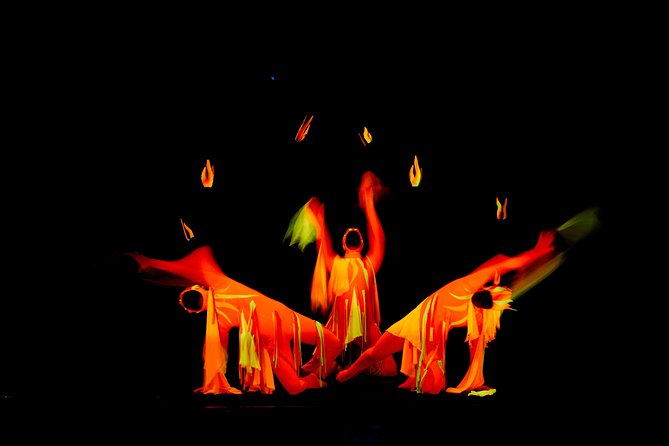 Skip the Line: WOW Show Black Light Theater in Prague Ticket - Who This Show Fits Best (And Who Might Be Happier Elsewhere)