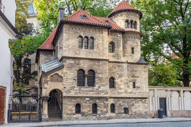 Small-Group Tour through the History of Jewish Prague - Maisel Synagogue: from early roots to emancipation in the 1700s