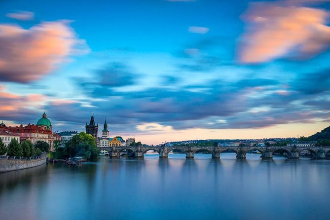 Small-Group Walking Photo Tour of Prague - Prague evening light, why this 5:00 pm start matters